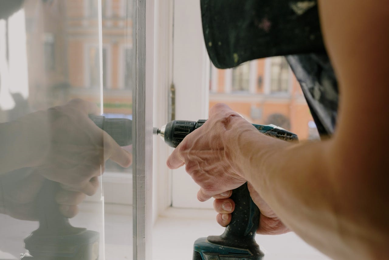 <span style="font-size:12px;E TO">WELCOM WINDOW AND DOOR SERVICES </span><br>Reliable Window Repair Services<br>You Can Trust